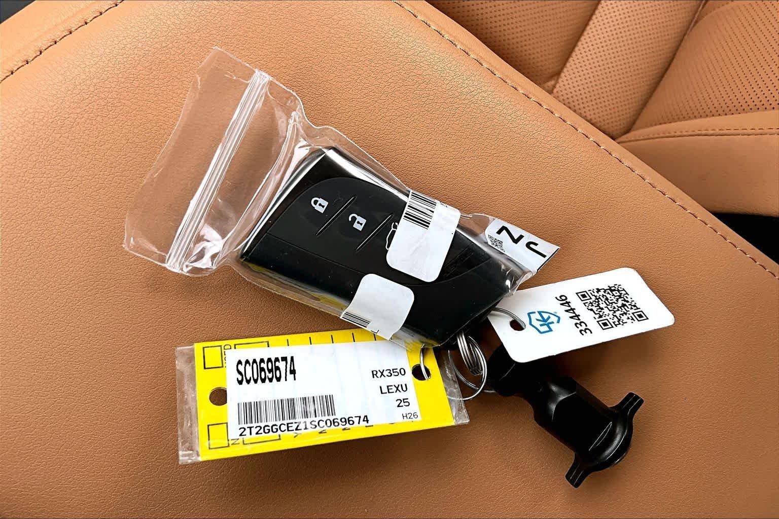 Used 2025 Caviar Lexus Premium image 15
