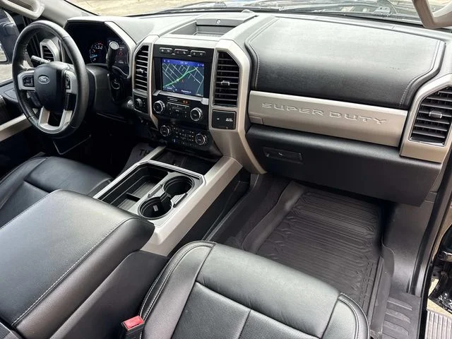 Used 2021 Black Metallic Ford Lariat image 29