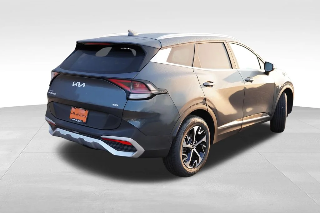 Used 2024 Gravity Gray Kia EX image 5