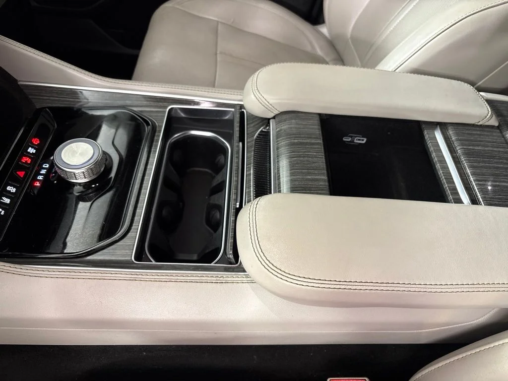 Used 2022 White Jeep Series II image 41