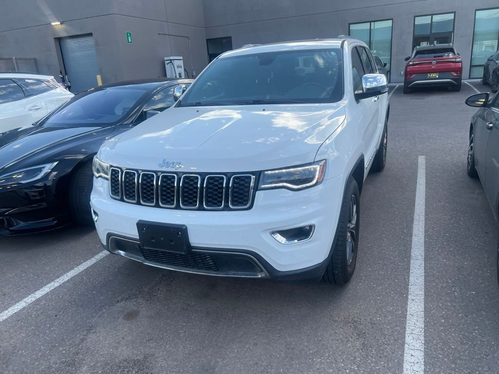 Used 2019 White Jeep Limited image 2