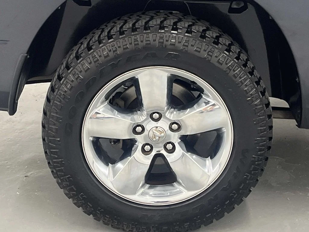 Used 2014 Maximum Steel Metallic Clearcoat Ram Big Horn Quad Cab 5.7L 4x2 image 9