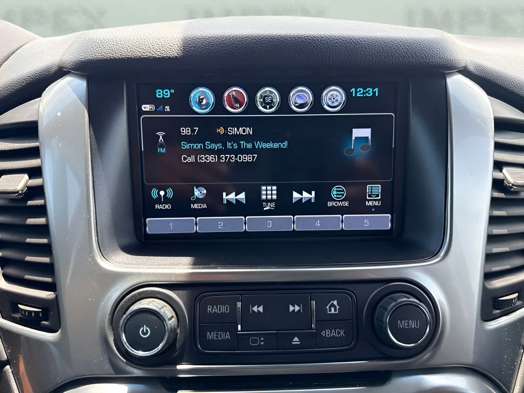 Used 2019 Gray Chevrolet Premier image 21