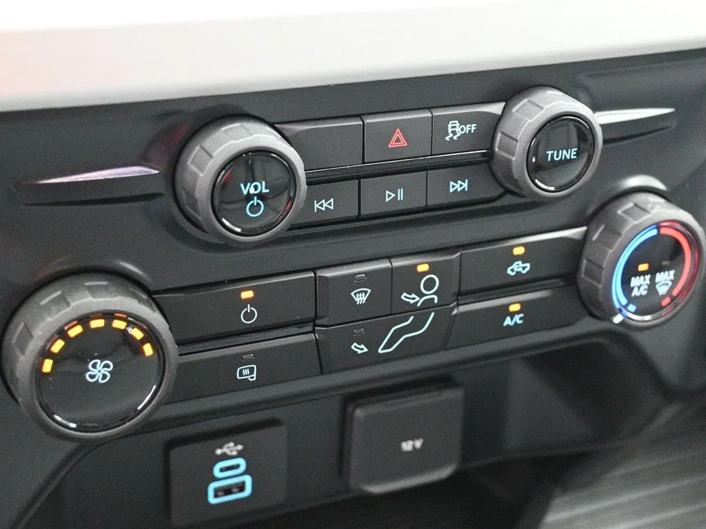 2026 Ford F-350 Super Duty XL - Photo 15