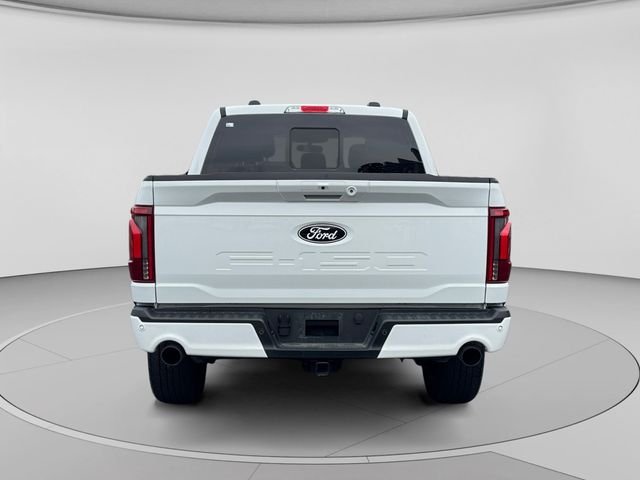 Used 2025 White Ford Lariat image 4