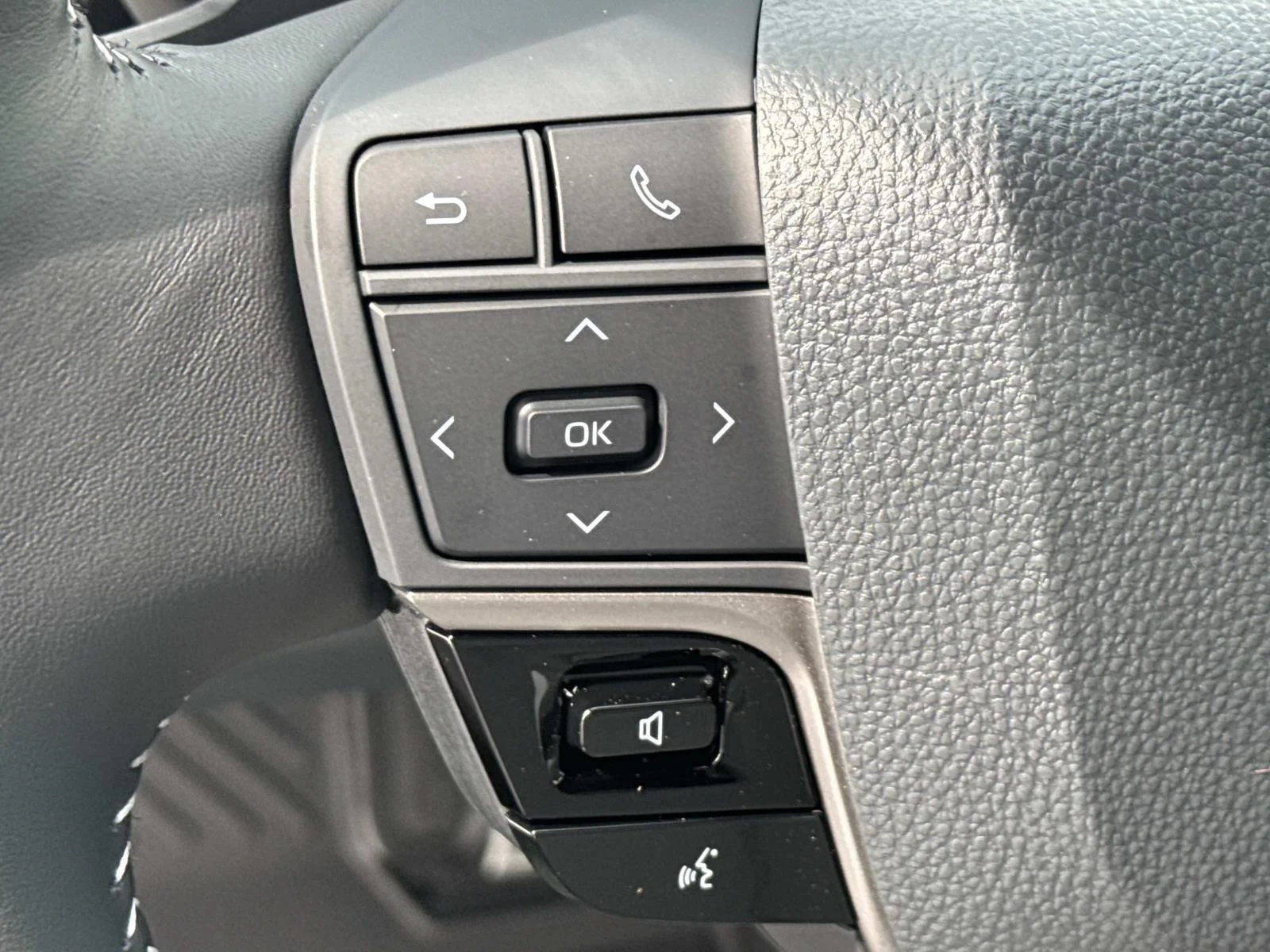Used 2026 Underground Toyota SE image 22