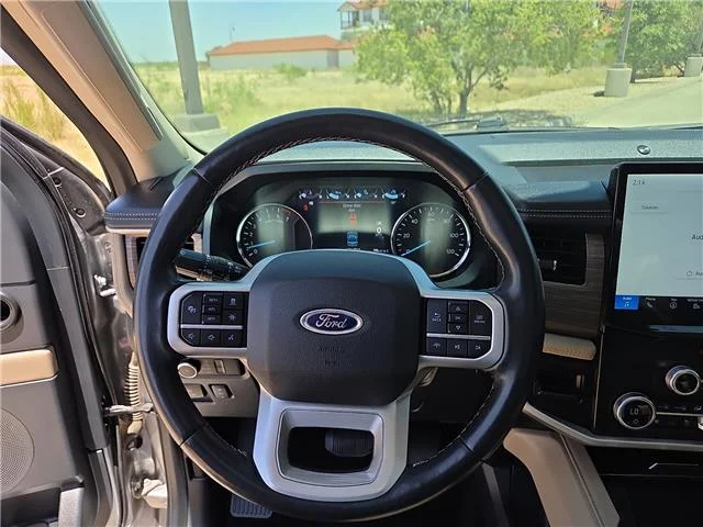 Used 2023 Gray Ford Limited 4x4 image 14