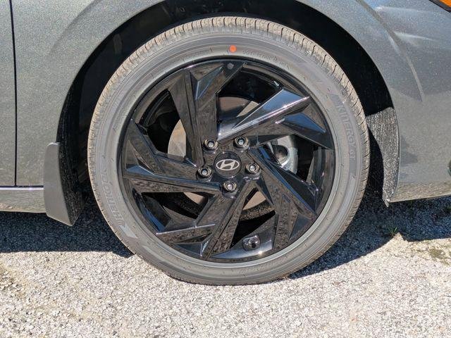 New 2026 Gray Hyundai SEL Sport Premium image 11