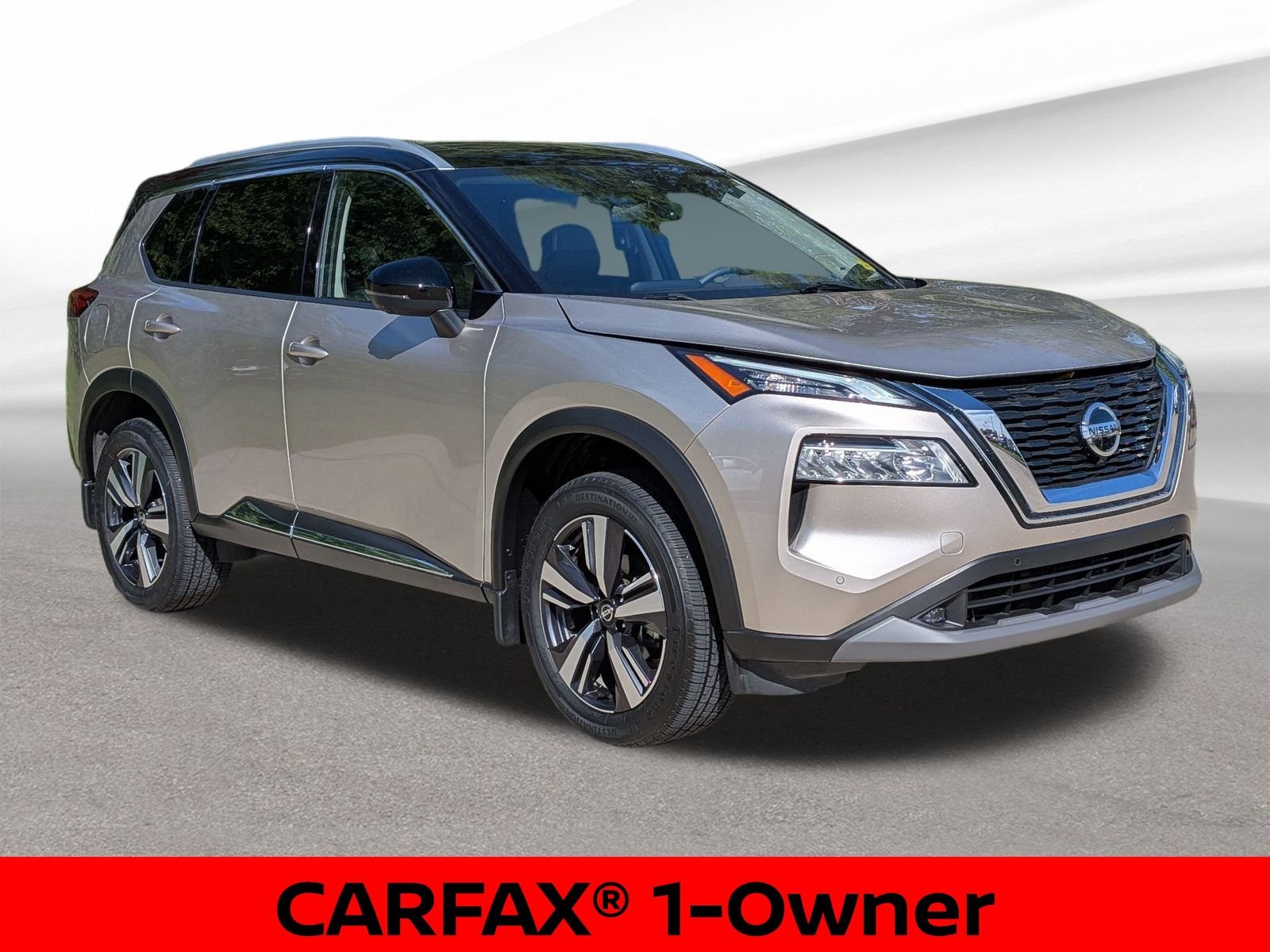 Certified Used 2021 Champagne Silver Metallic Nissan SL image 4