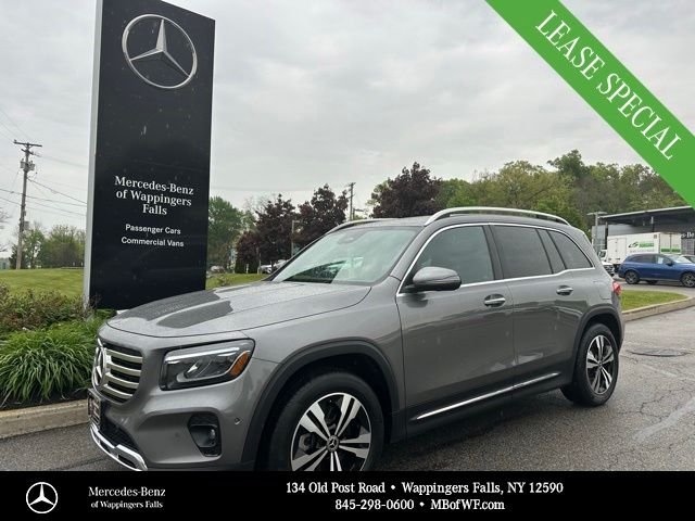 2026 Mercedes-Benz GLB GLB 250 4MATIC's photo