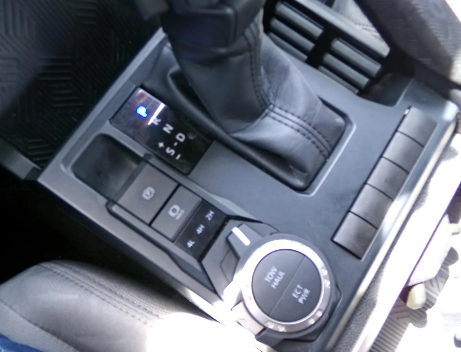 Used 2026 Heritage Blue Toyota SR5 image 11