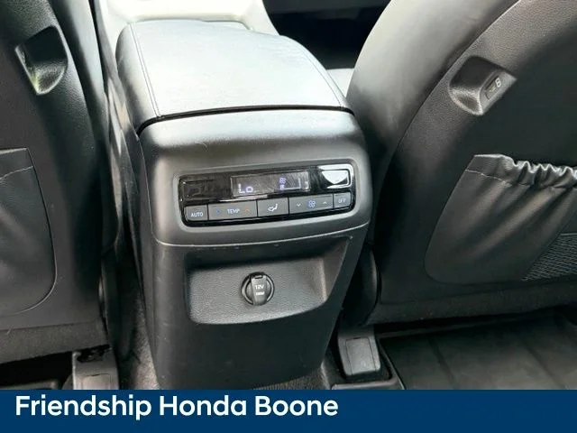 Used 2024 White Hyundai SEL image 36