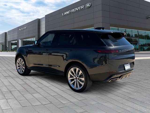 New 2027 Carpathian Grey Land Rover SE image 3