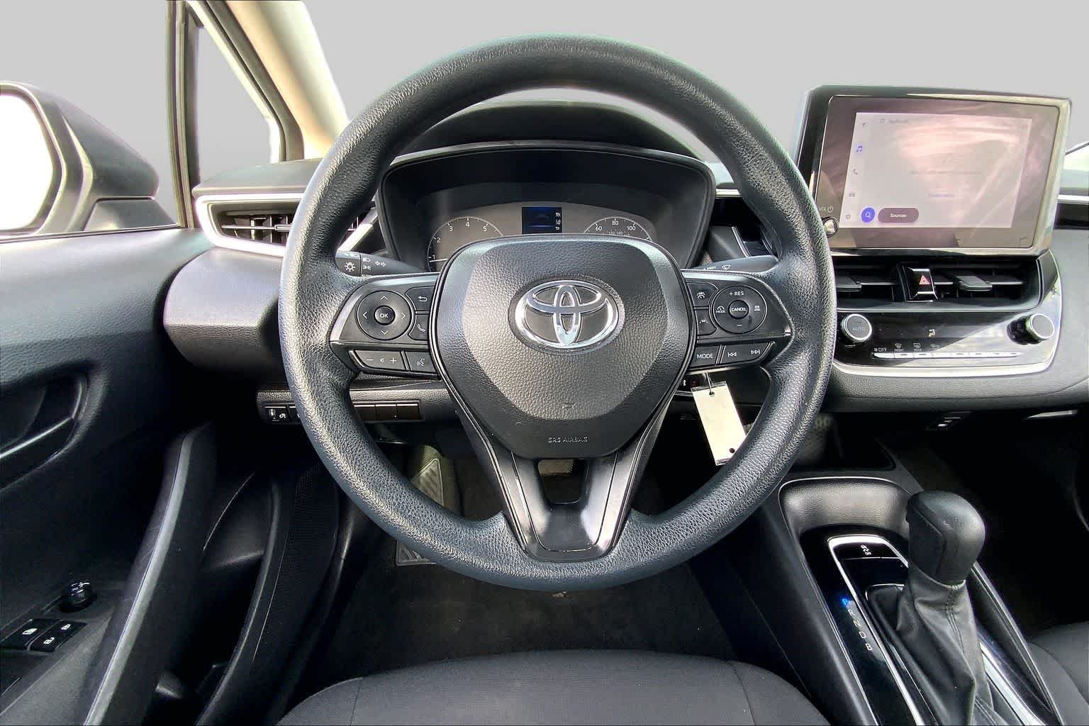 Used 2024 Ice Cap Toyota LE image 6