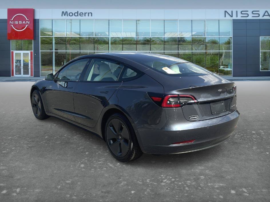 Used 2022 Midnight Silver Metallic Tesla Long Range image 7