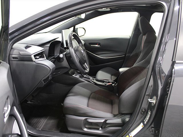 Used 2025 Underground Toyota SE image 11