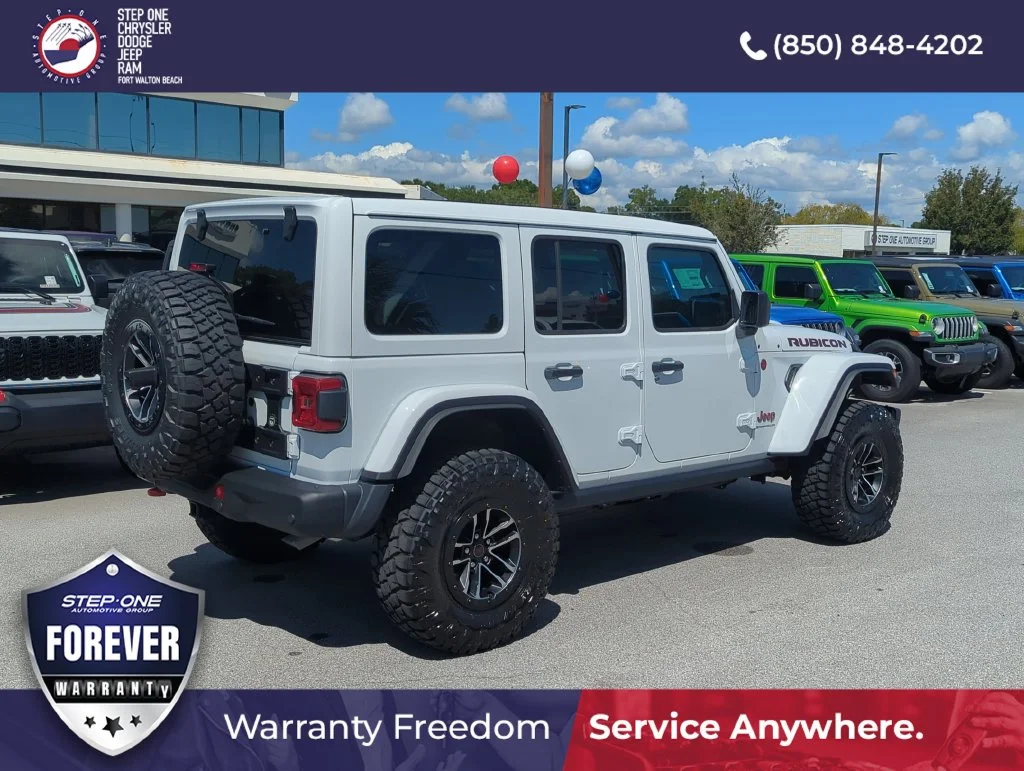 Used 2025 White Jeep Rubicon X image 6