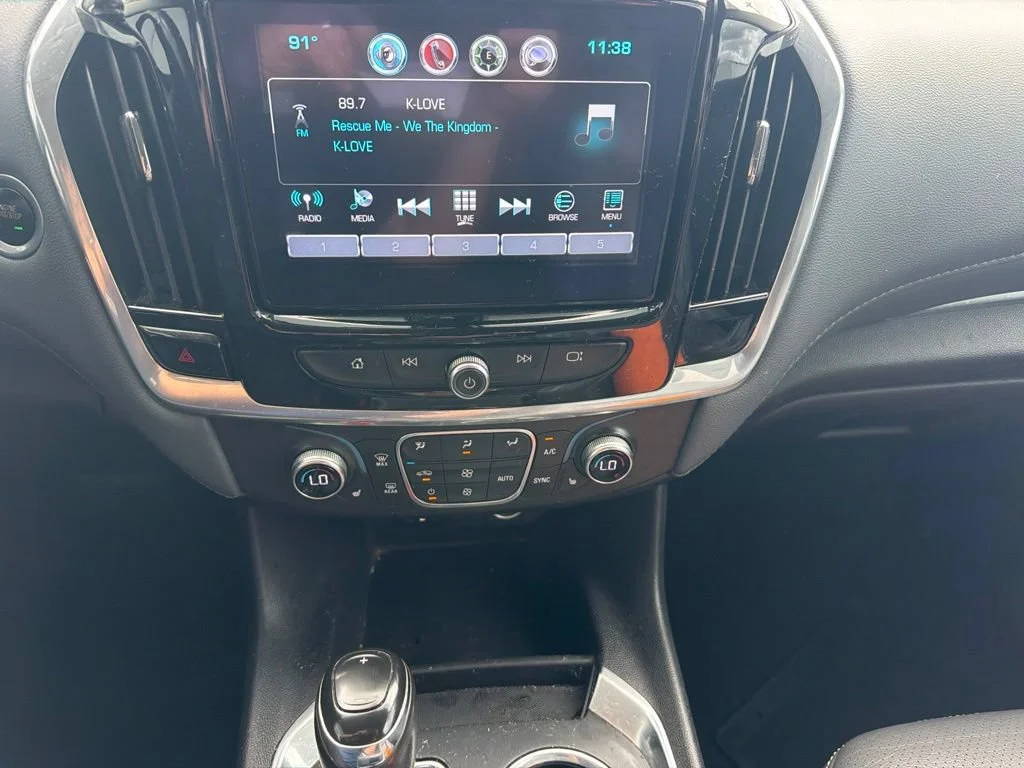 Used 2019 SATIN STEEL METALLIC Chevrolet LT Cloth image 11