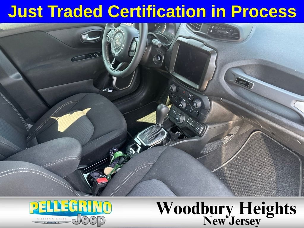 Used 2021 White Jeep Latitude image 6