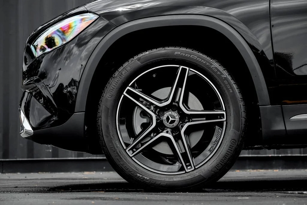 New 2026 Night Black Mercedes-Benz GLA 250 image 38