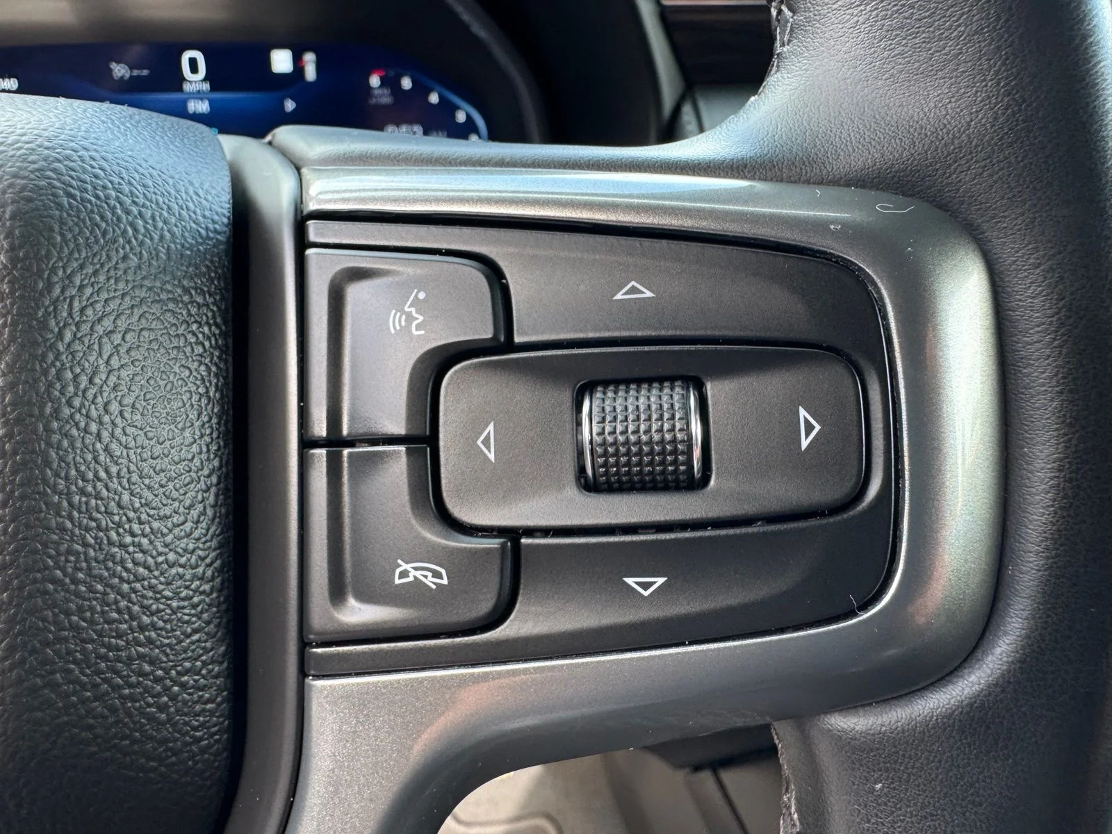 Used 2023 Beige Chevrolet Z71 image 19