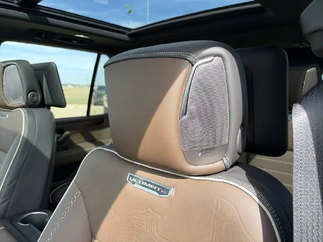 New 2027 Silver GMC Denali Ultimate image 24