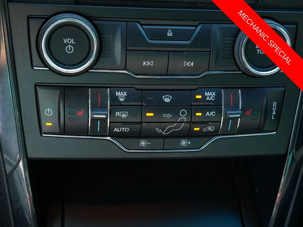 Used 2017 Blue Ford XLT image 24