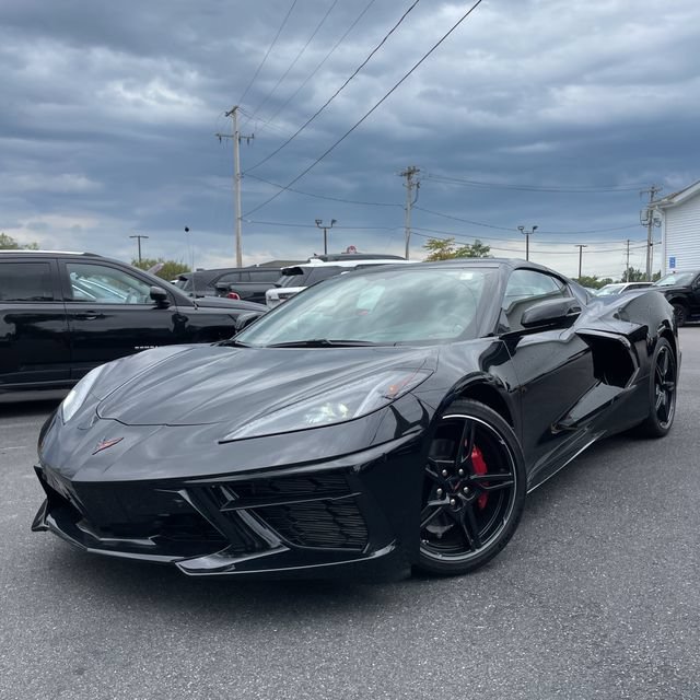 Used 2020 BLACK Chevrolet 2LT image 1