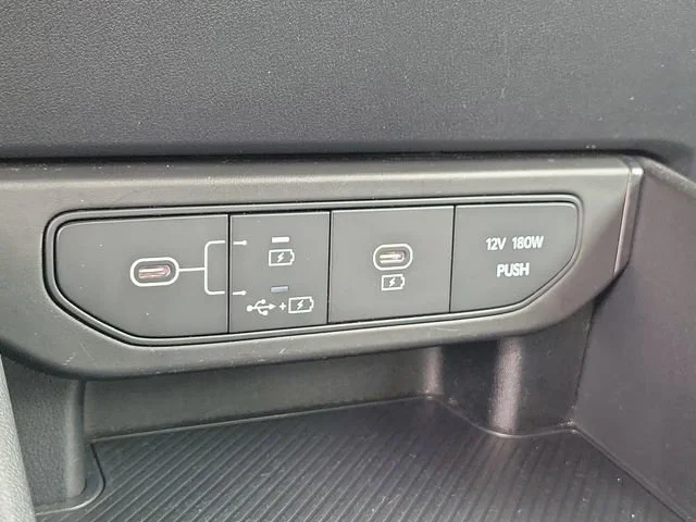 2025 Kia K4 LXS - Photo 30
