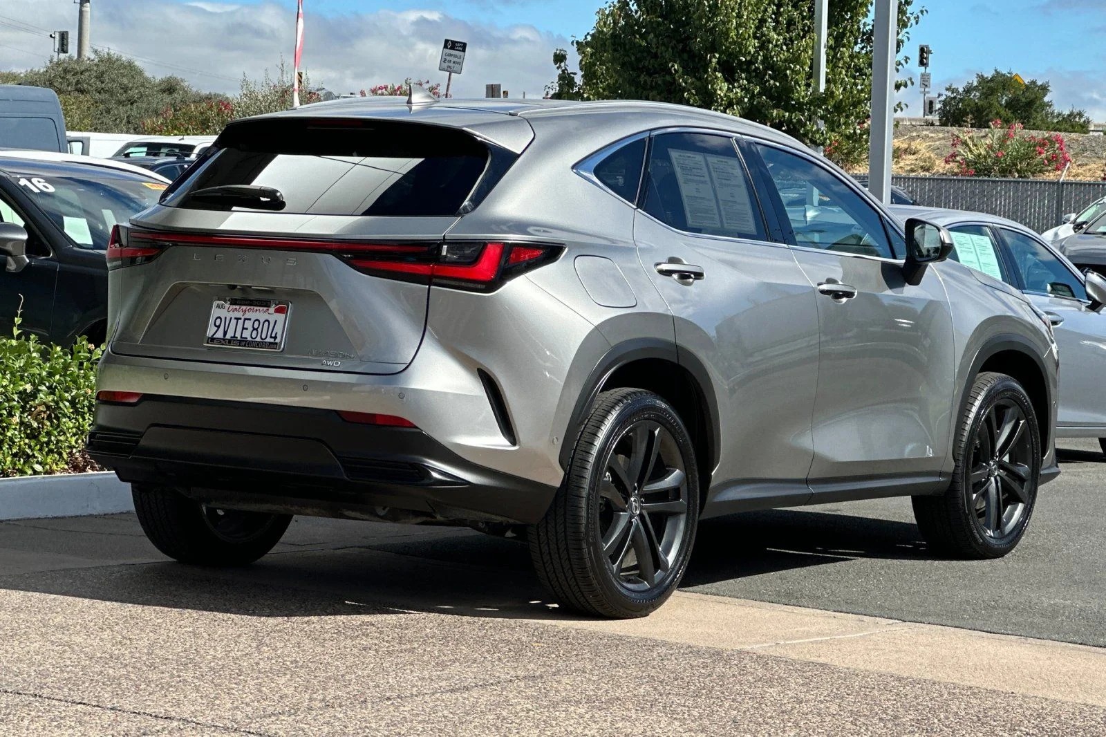 Certified Used 2025 SONIC TITANIUM Lexus 450h+ Luxury image 4