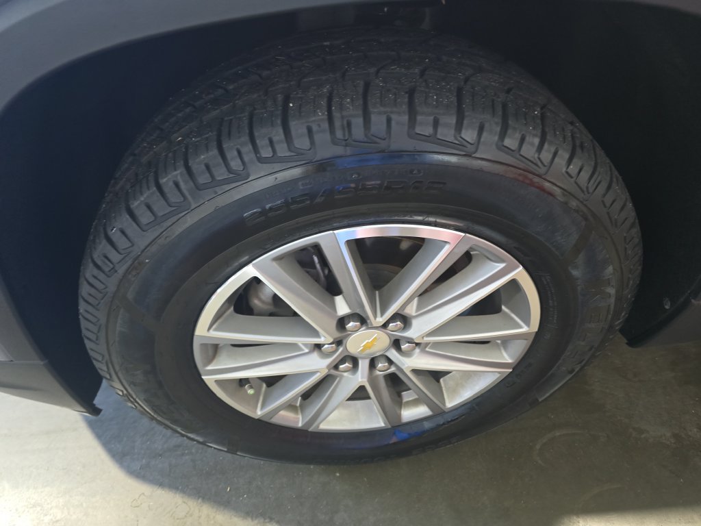 Used 2023 Gray Chevrolet LT image 12
