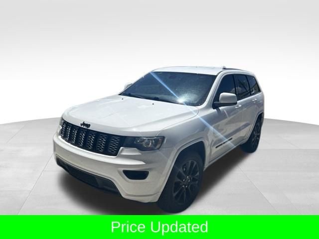 Used 2021 White Jeep Laredo X image 1