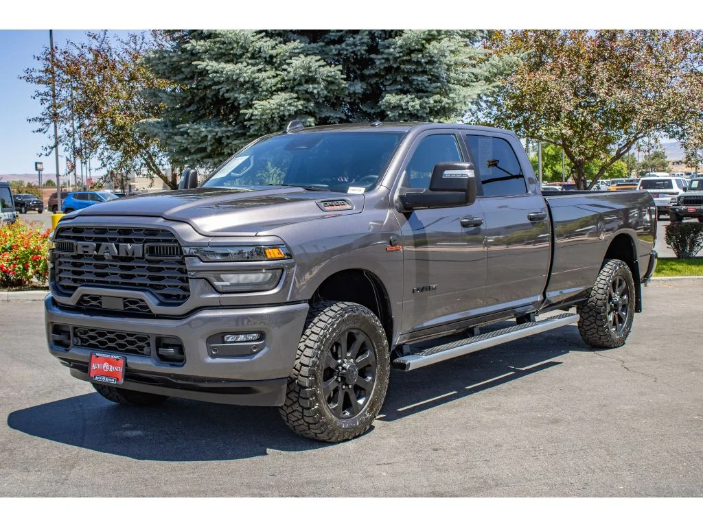 Used 2025 Granite Crystal Metallic Clearcoat Ram Big Horn image 4