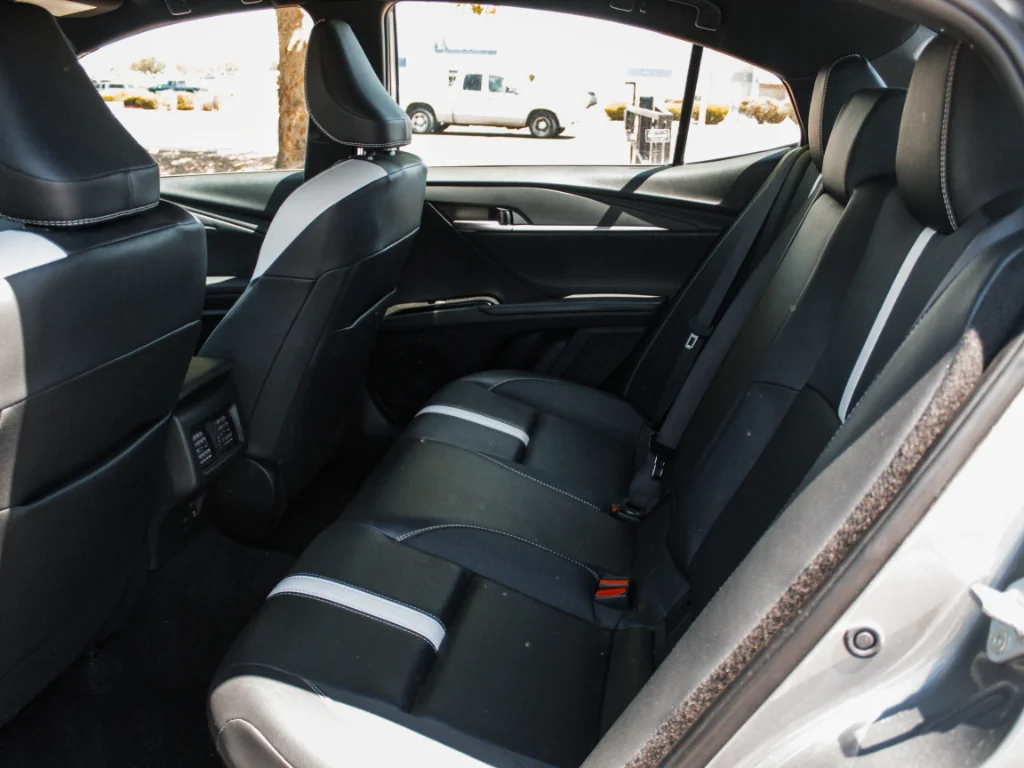 Used 2025  Toyota SE image 24