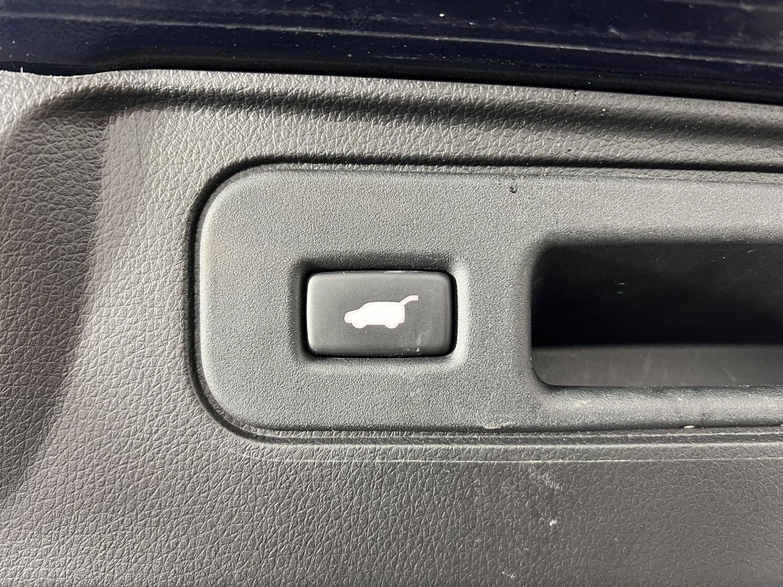 Used 2023 Obsidian Blue Pearl Honda EX-L image 29