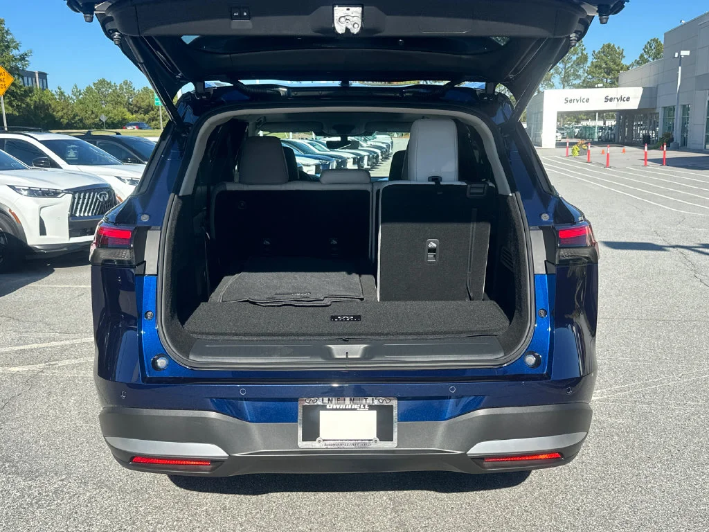 Certified Used 2027 Blue INFINITI LUXE image 15