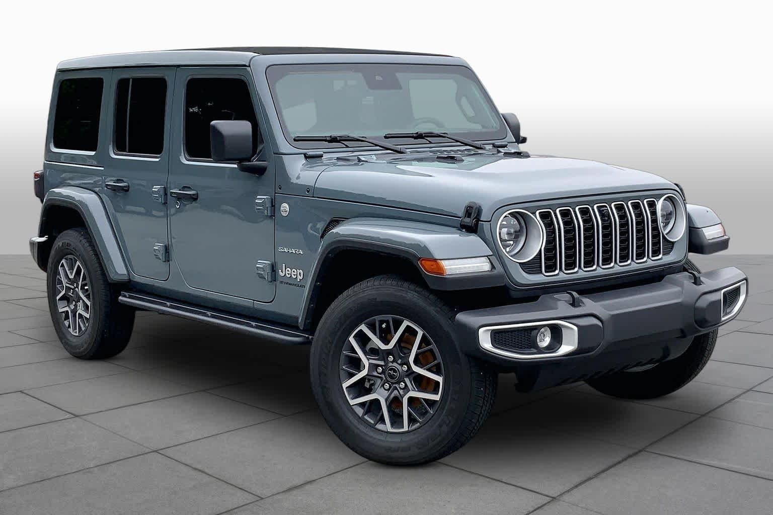 Used 2024 Anvil Clear Coat Jeep Sahara image 3