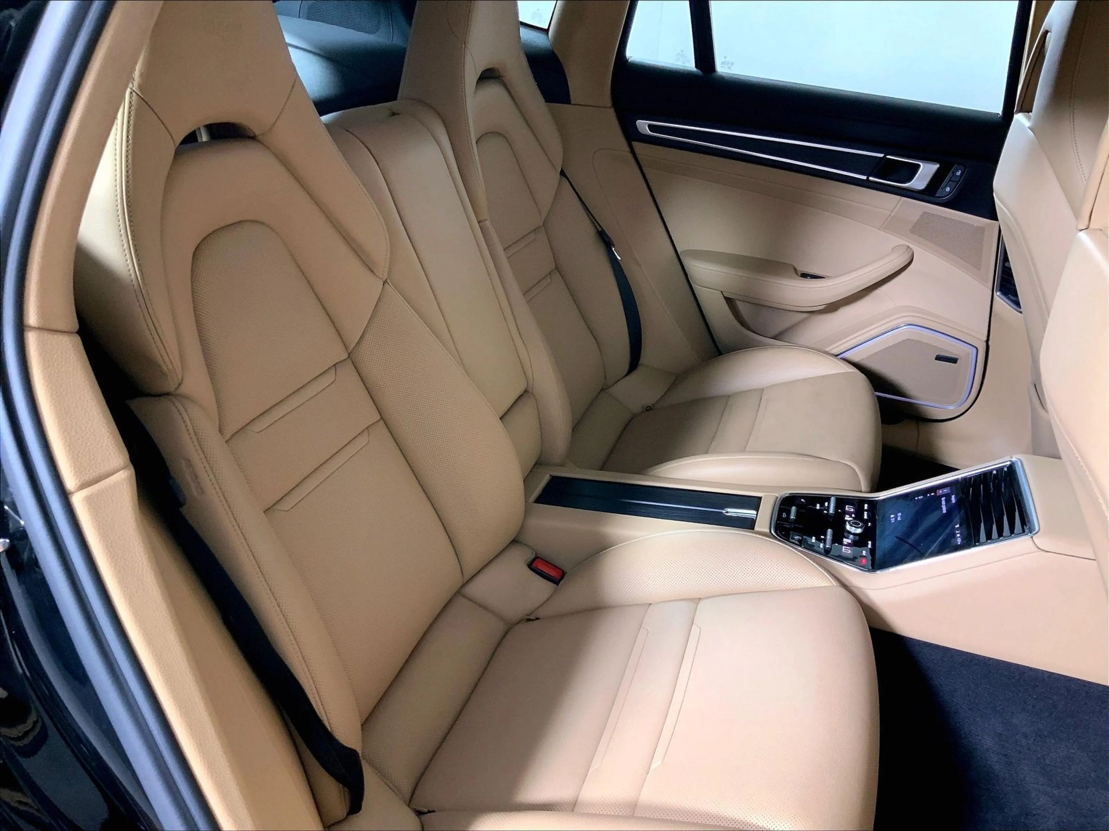 Used 2023 Black Porsche 4 Platinum Edition image 19