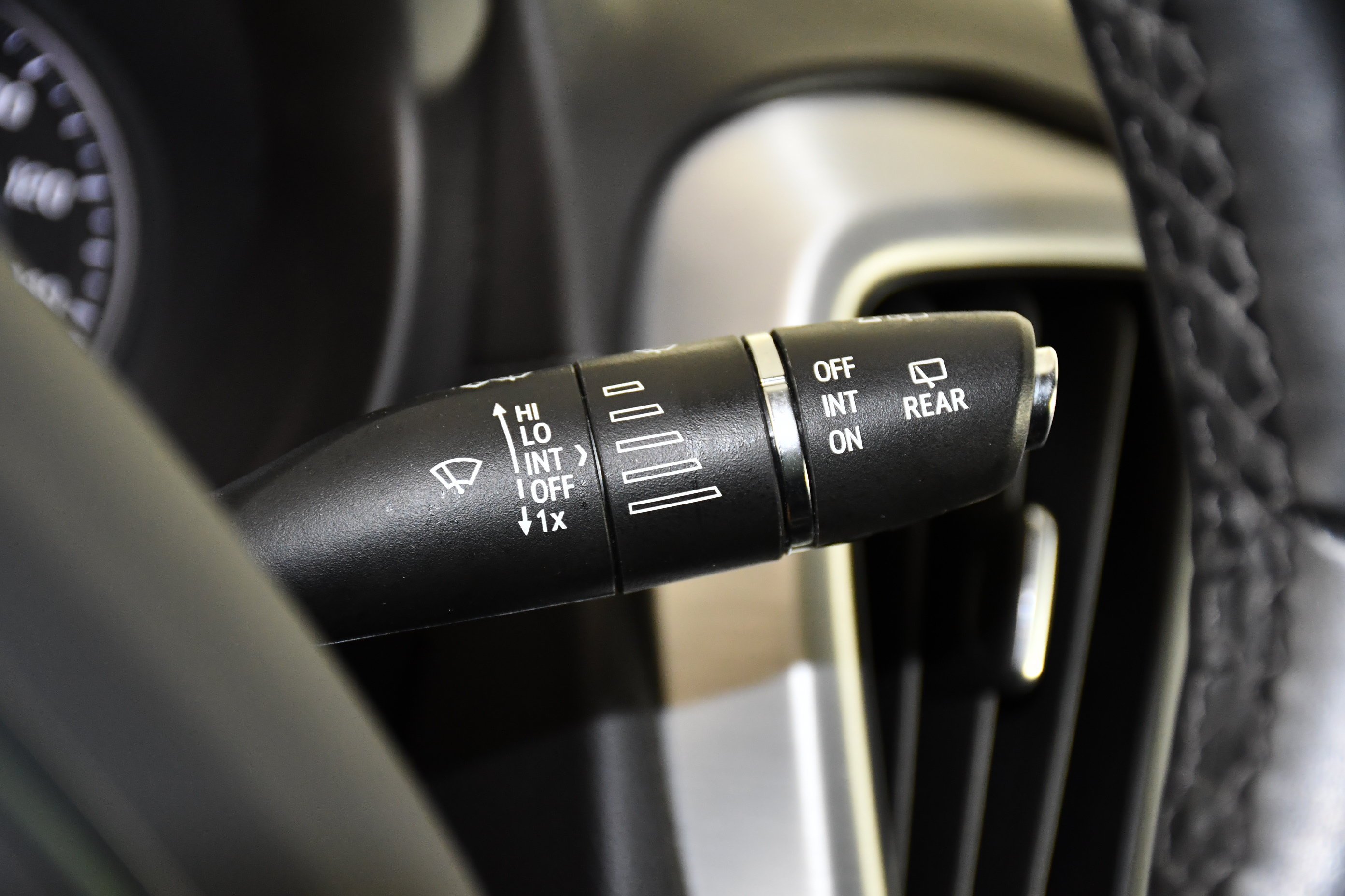 Used 2024 Sterling Metallic GMC SLT image 24