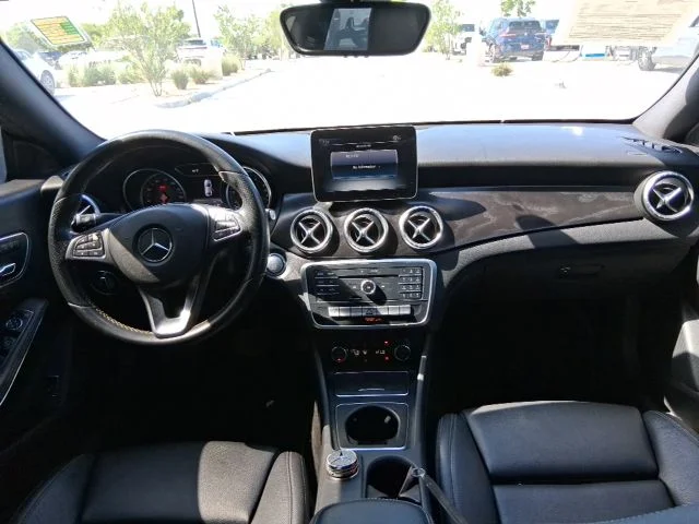 Used 2018  Mercedes-Benz CLA 250 image 10