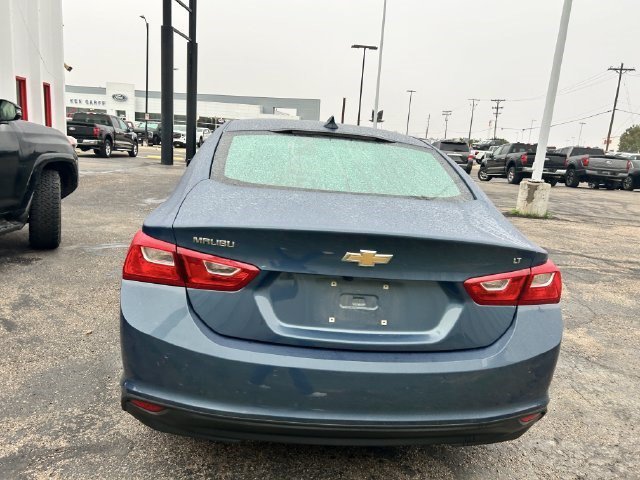 Used 2025 Lakeshore Blue Metallic Chevrolet LT image 3