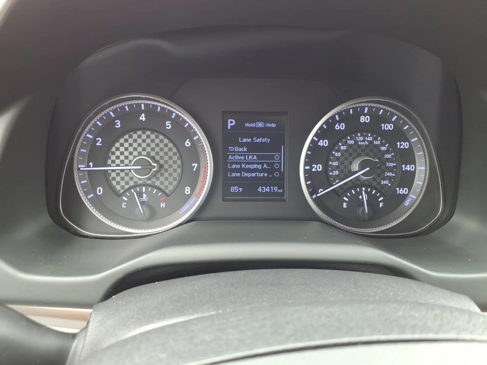 Used 2020 Stellar Silver Hyundai SE image 21