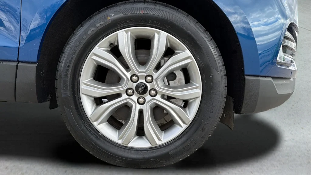 Used 2023 Blue Metallic Ford Titanium image 12