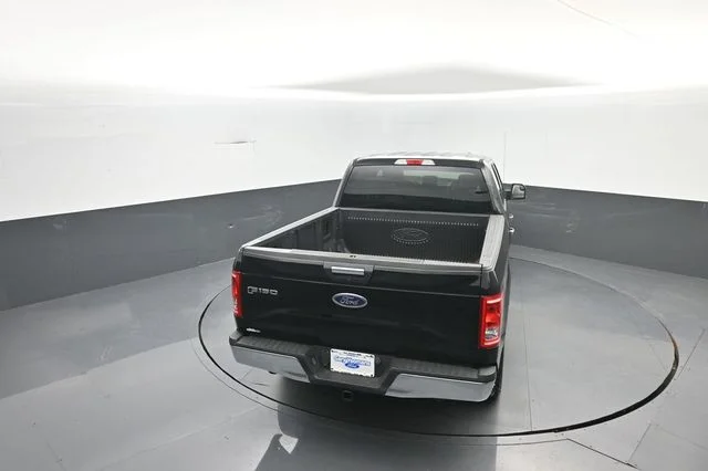 Used 2016 Shadow Black Ford XLT image 28