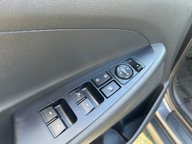 Used 2020 Magnetic Force Metallic Hyundai Value image 17