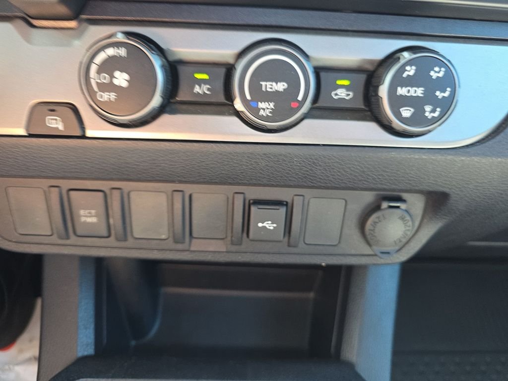 Used 2020 Red Toyota SR image 28