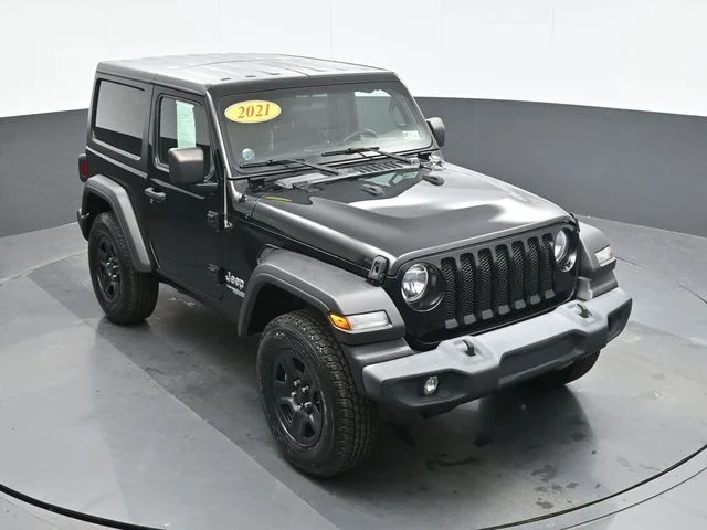 Used 2021 Black Jeep Sport image 14