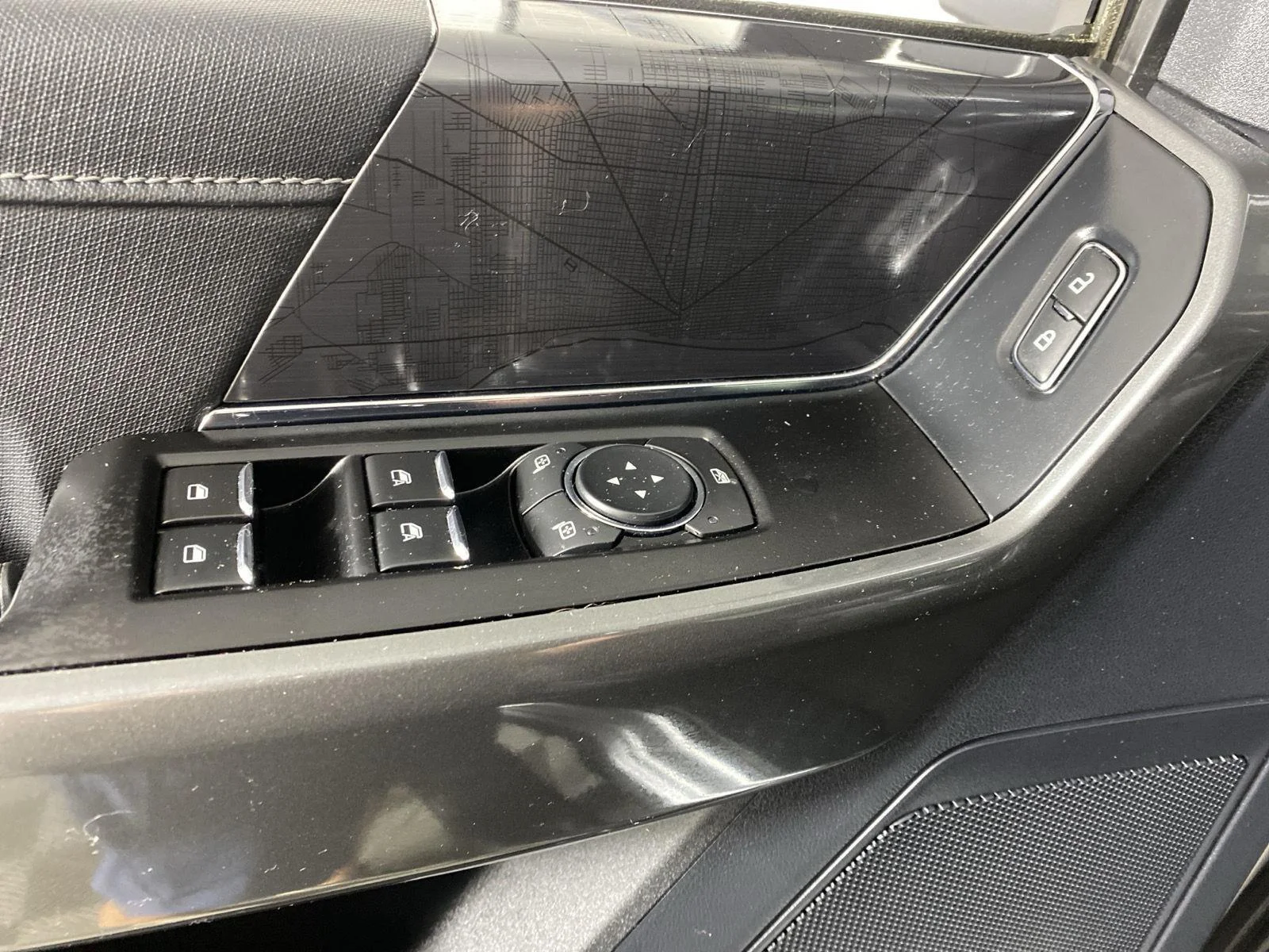 Used 2022 Iconic Silver Ford XLT image 13