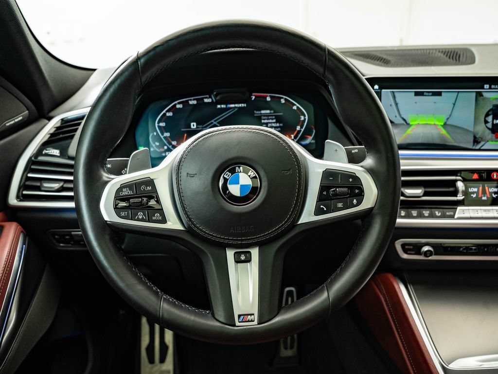 Used 2021 Black Sapphire Metallic BMW M50i image 39