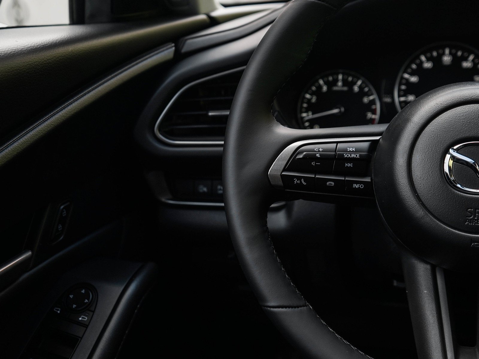 New 2026 Jet Black Mica Mazda 2.5 S Preferred AWD image 21